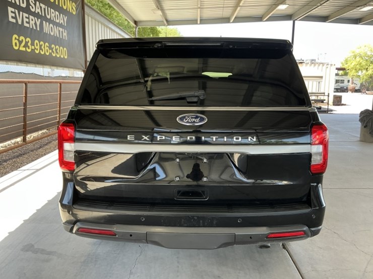 2022-ford-expedition-image-6