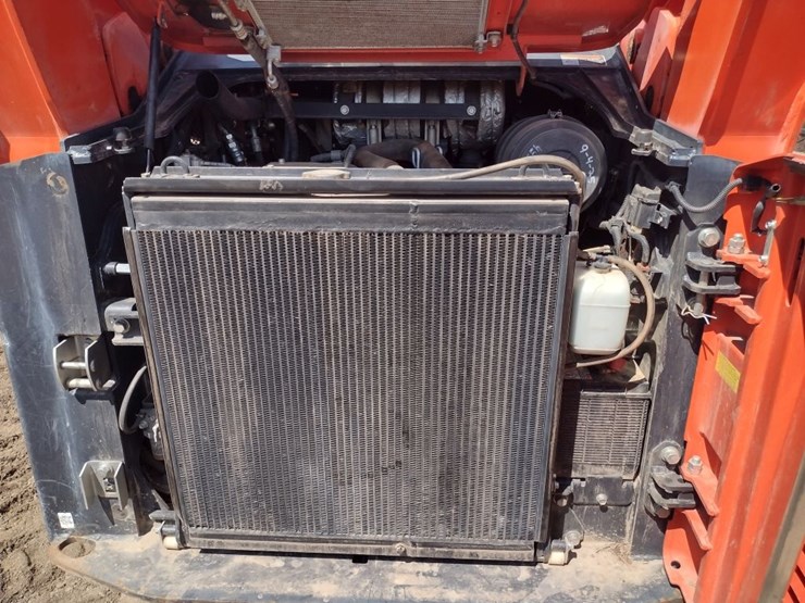 kubota-svl90-image-29