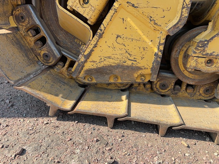 2015-caterpillar-d6n-xl-image-16