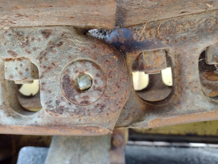 caterpillar-939c-image-30