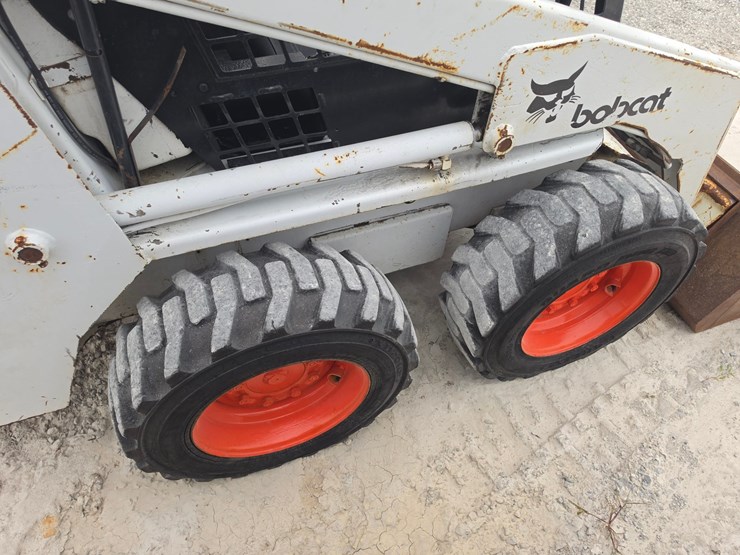 1991-bobcat-743b-image-16