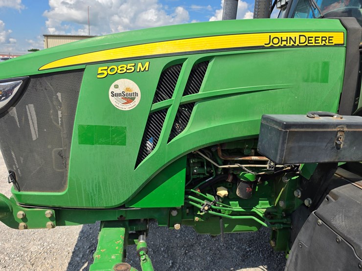 2016-john-deere-5085m-image-4