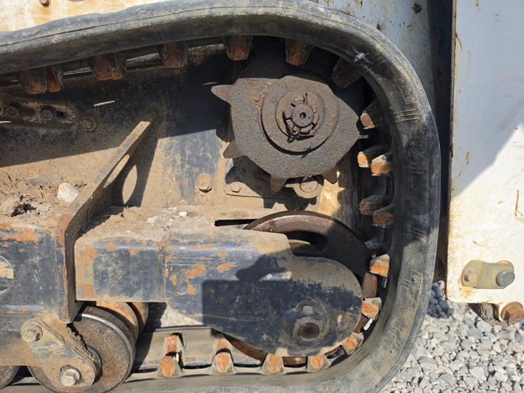 2015-bobcat-mt52-image-7