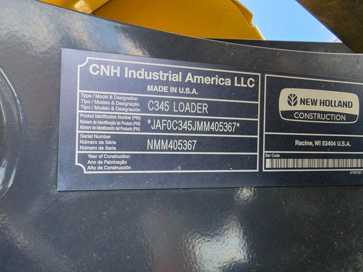2021-new-holland-c345-image-16
