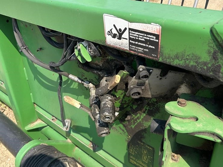 2004-john-deere-630f-image-21