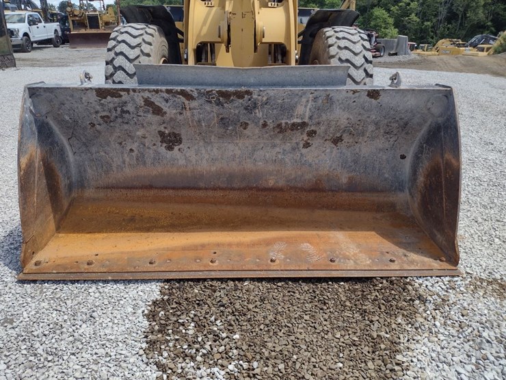 caterpillar-910m-image-24