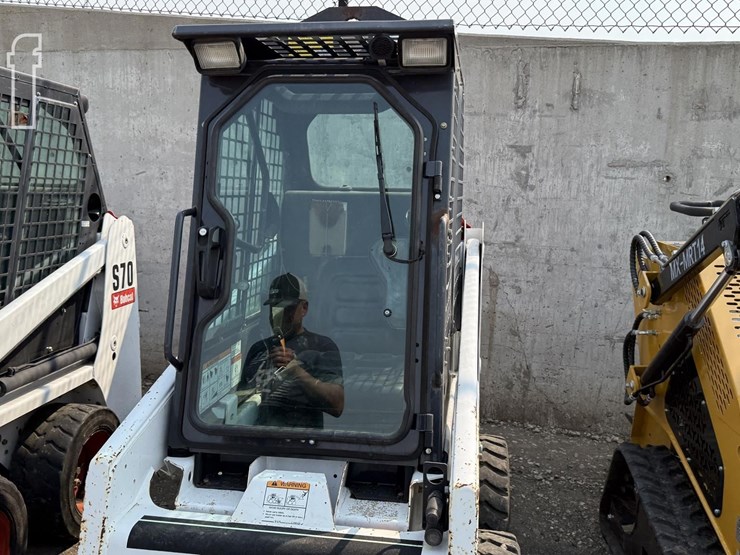 2016-bobcat-s70-image-10
