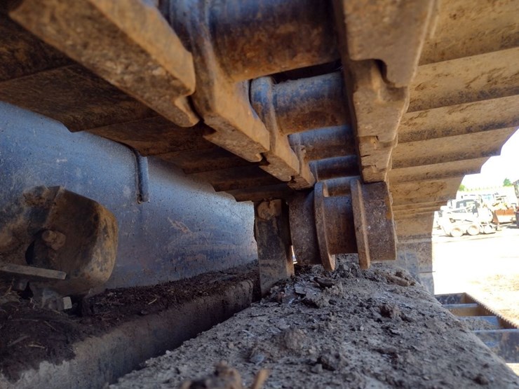 caterpillar-c18-image-18