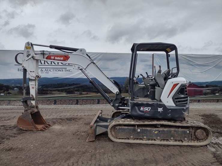 bobcat-e50-image-1