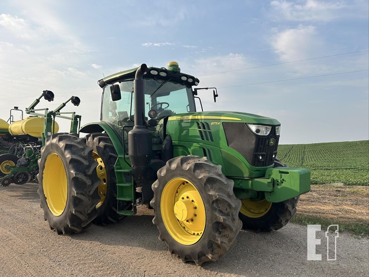 john-deere-6175r-image-2