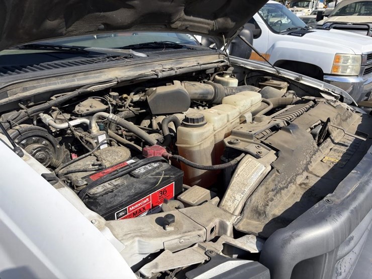 2003-ford-f550-image-8