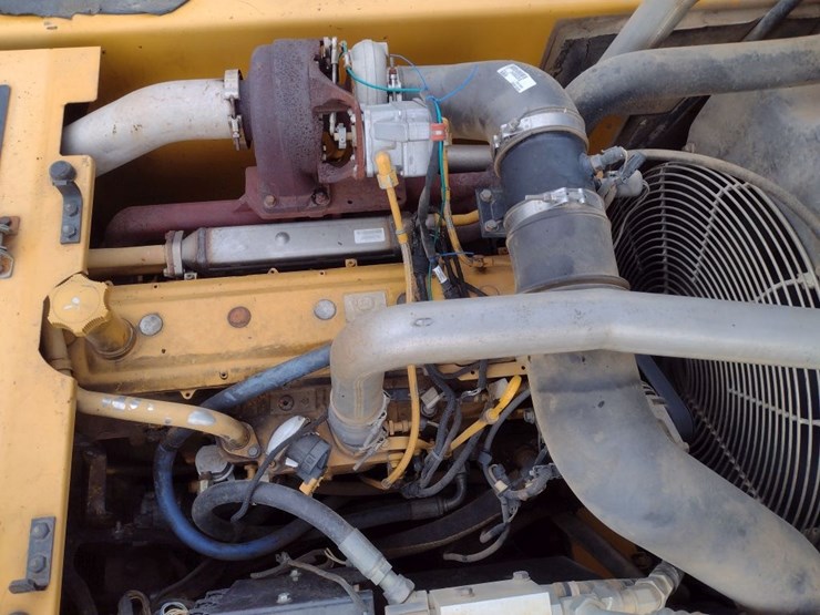 deere-270d-lc-image-45