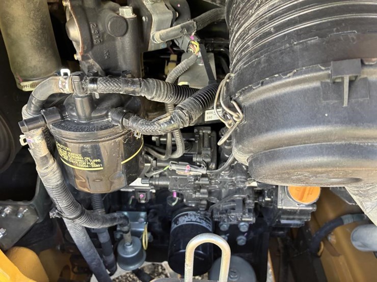 2023-deere-35g-image-32