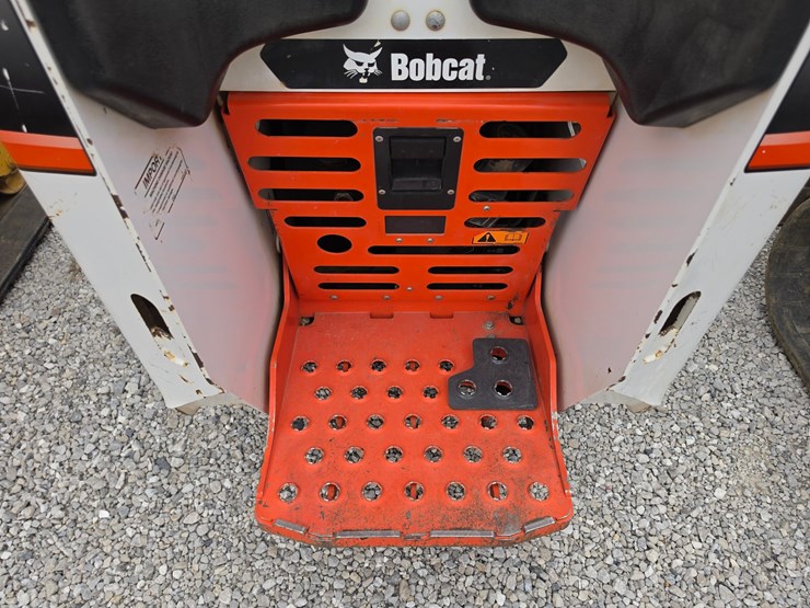 2022-bobcat-mt100-image-8