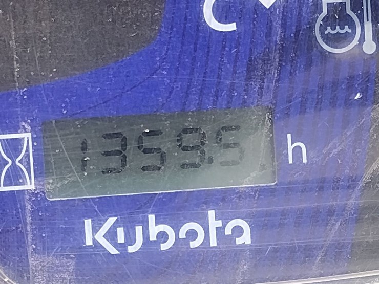 kubota-svl65-image-6