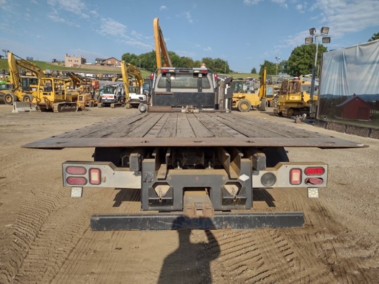 ford-f650-xlt-image-3