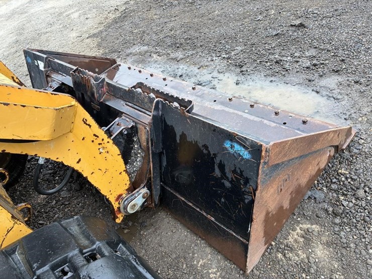 2021-caterpillar-299d3-xe-image-9
