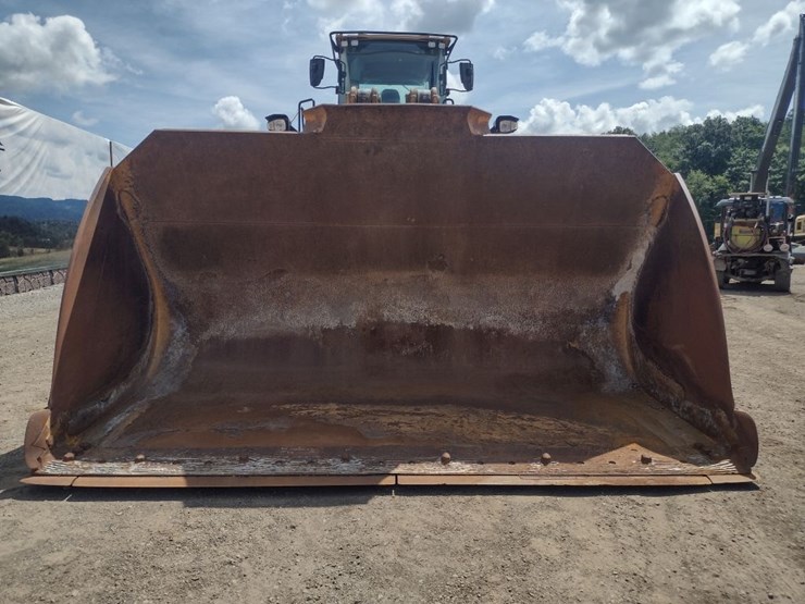 caterpillar-982m-image-21