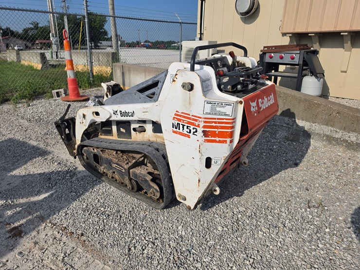2015-bobcat-mt52-image-8