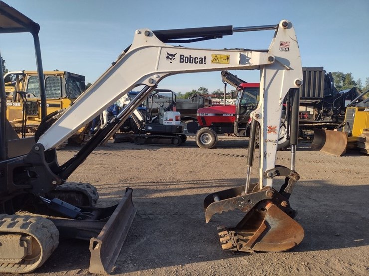bobcat-e32i-image-25