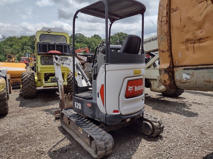 bobcat-e20-image-16