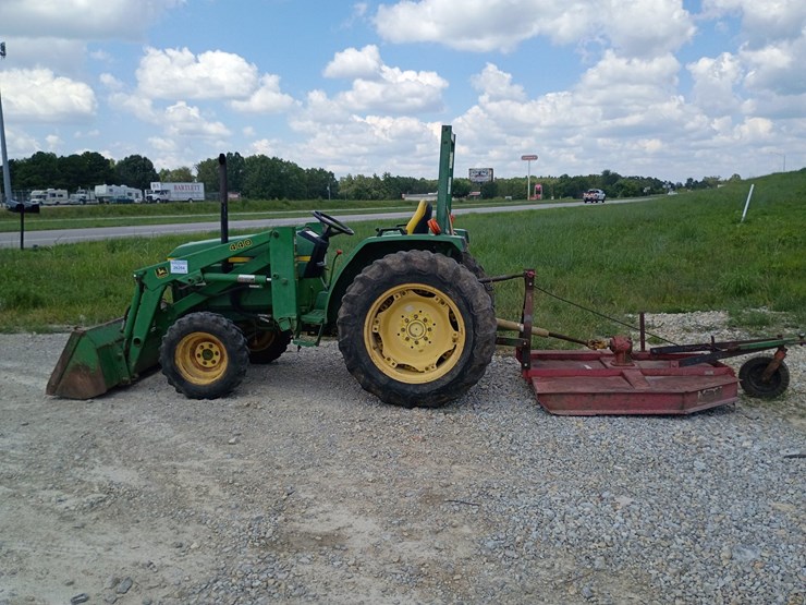 1992-john-deere-870-image-3