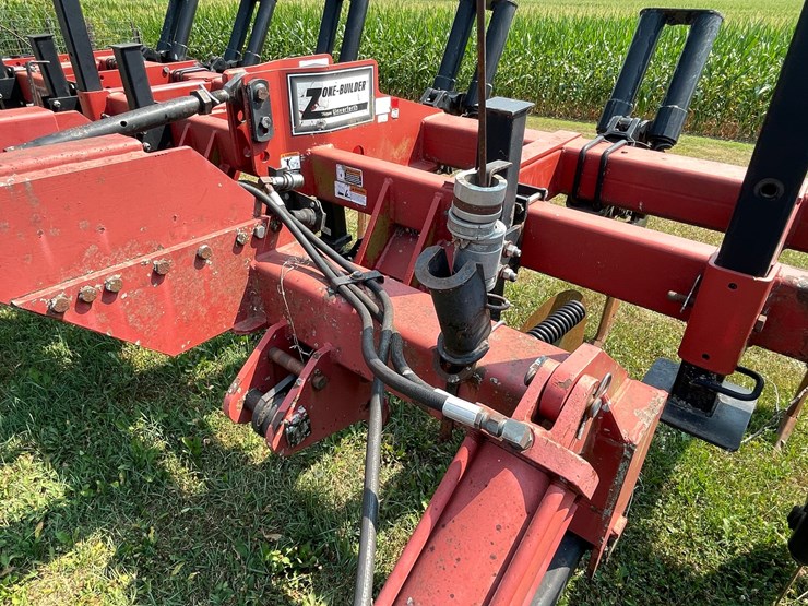 case-ih-5000-image-14