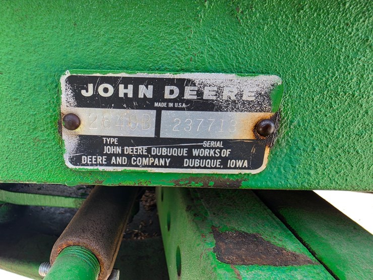 1976-john-deere-2640-image-18