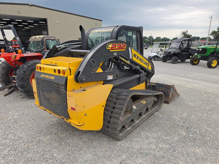 2022-new-holland-c232-image-19