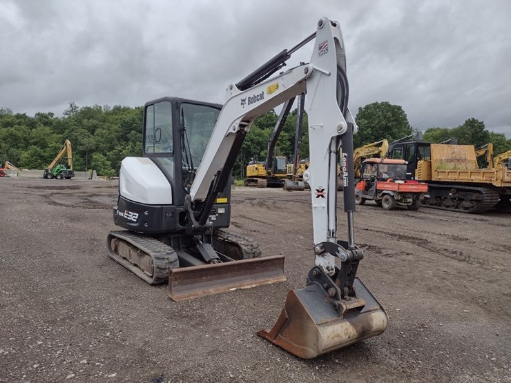 bobcat-e32i-image-38