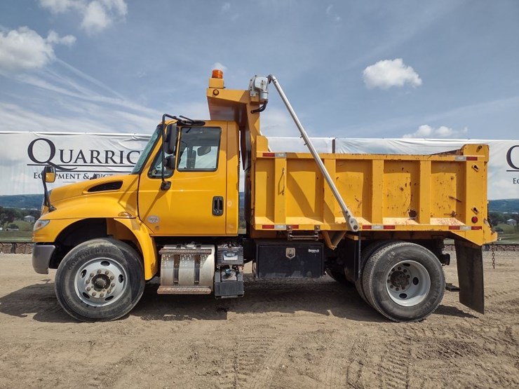 international-durastar-4300-image-1
