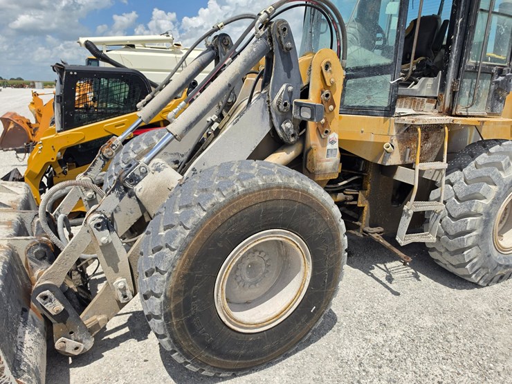 1998-caterpillar-it28g-image-7