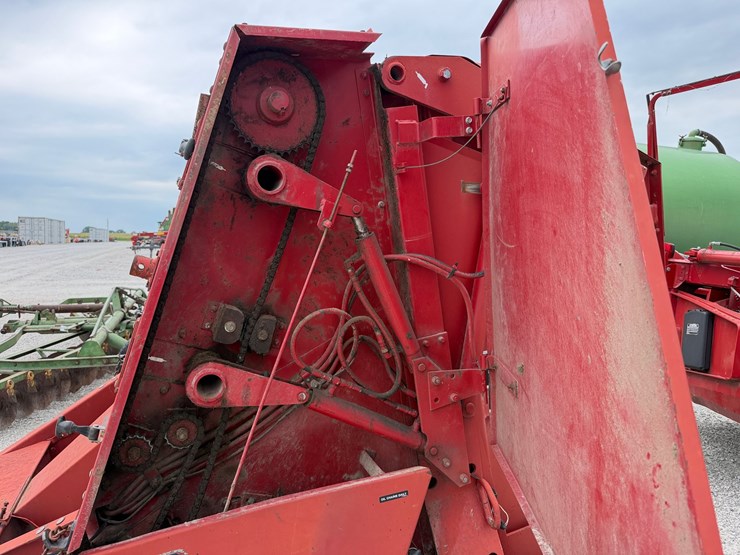 case-ih-8430-image-10