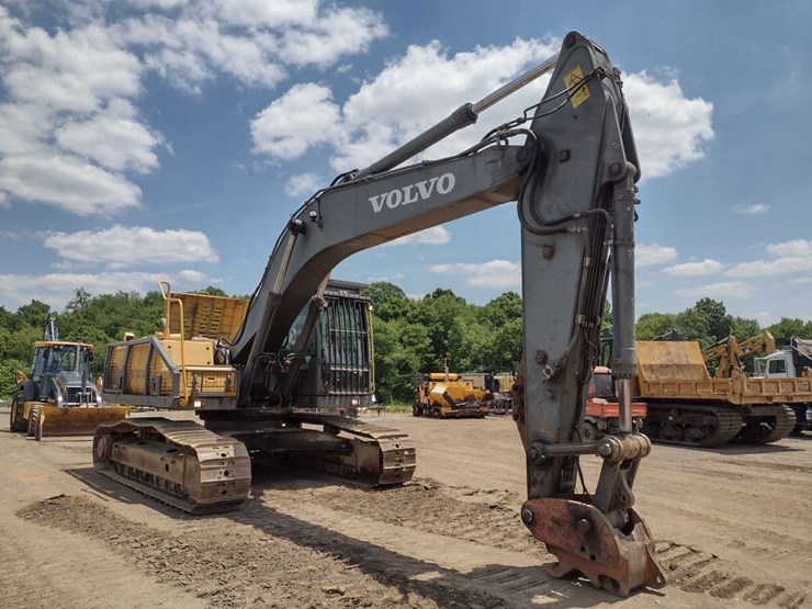 volvo-ec240cl-image-47