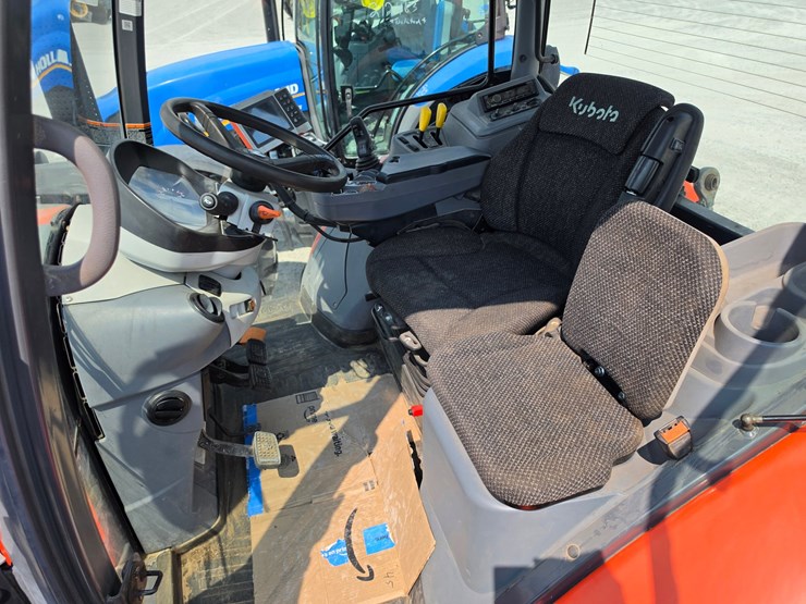 2020-kubota-m7-132-image-6