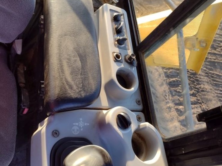 komatsu-d51px-22-image-9