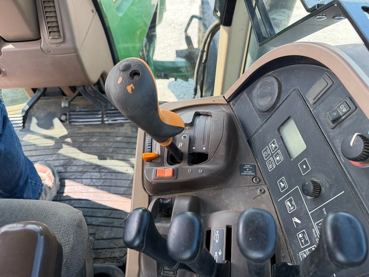 2005-john-deere-7820-image-11