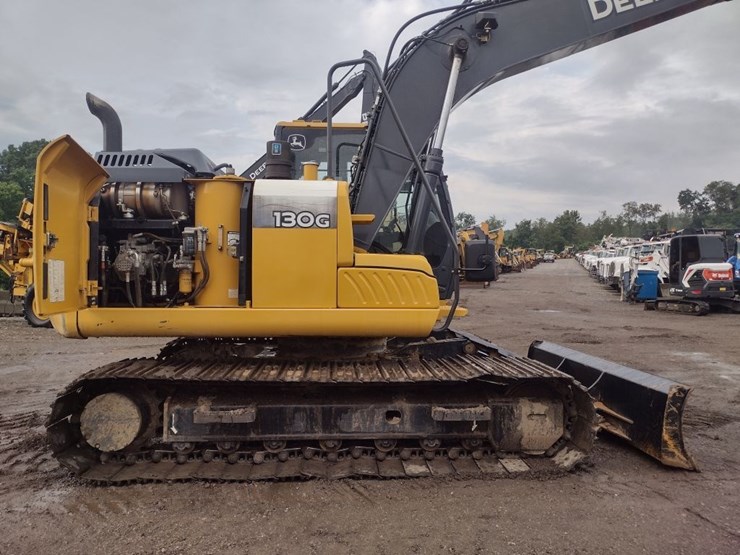 john-deere-15-image-28