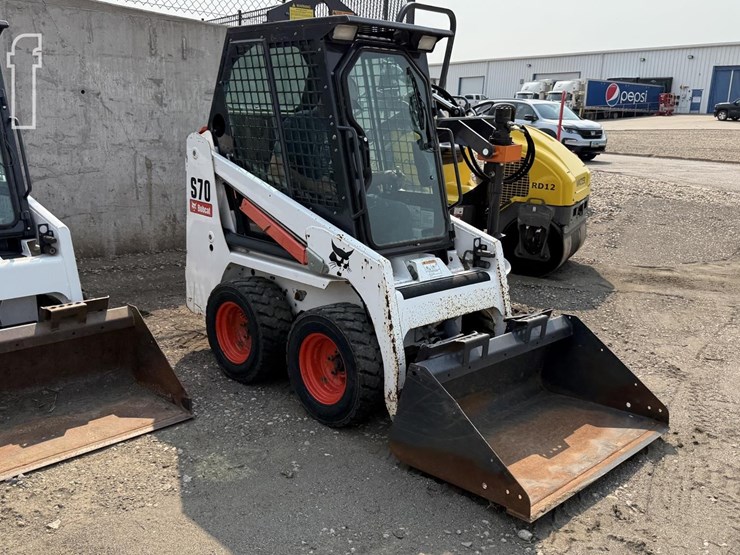 2016-bobcat-s70-image-2