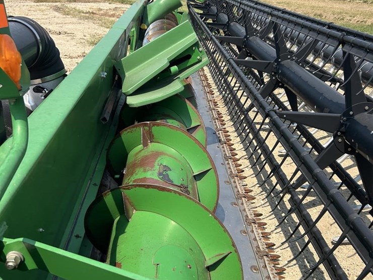 2004-john-deere-630f-image-31