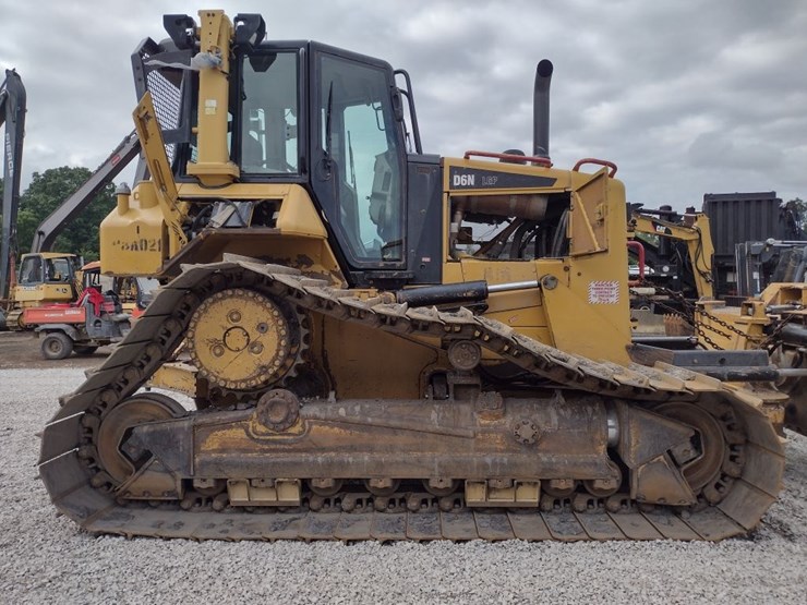 caterpillar-d6n-image-26