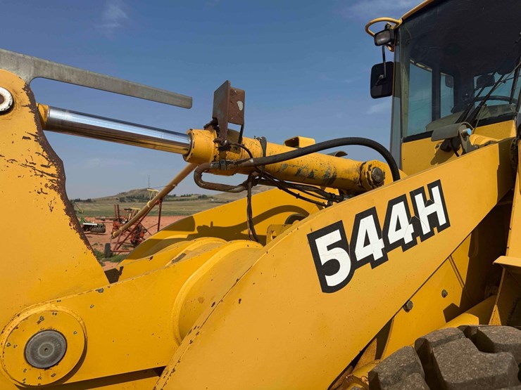deere-544h-image-21
