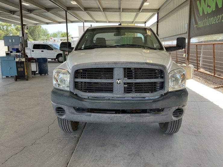 2008-dodge-ram-2500-image-3