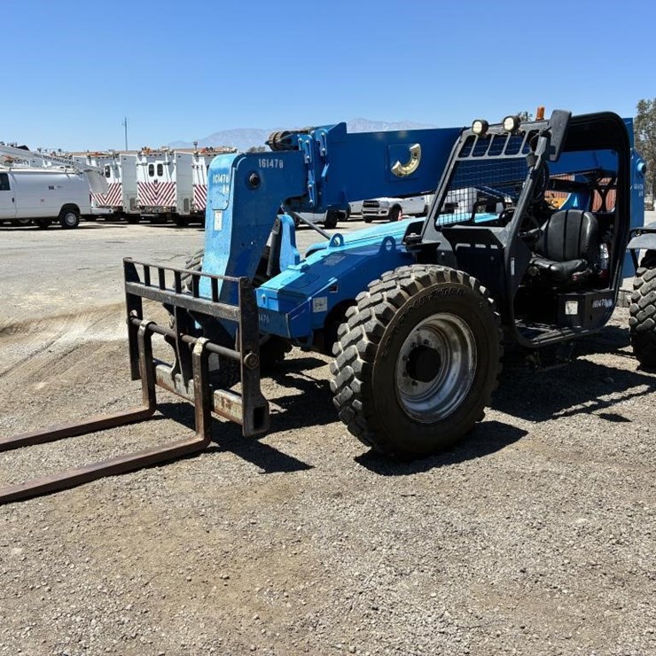 2015 GENIE GTH636