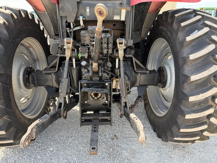 2013-case-ih-puma-160-image-21