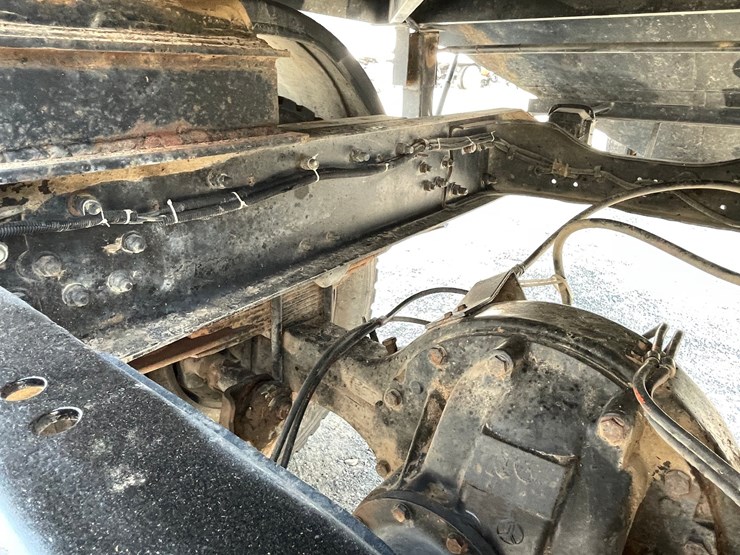 1990-ford-l8000-image-17