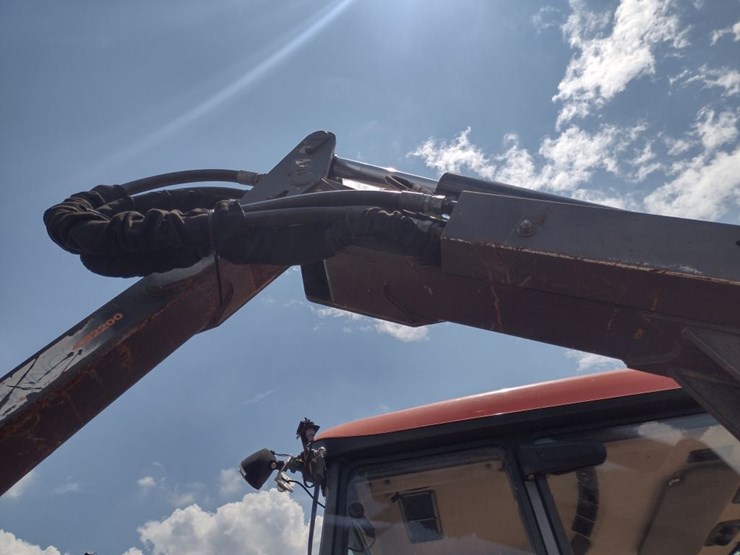 kubota-m108s-image-30