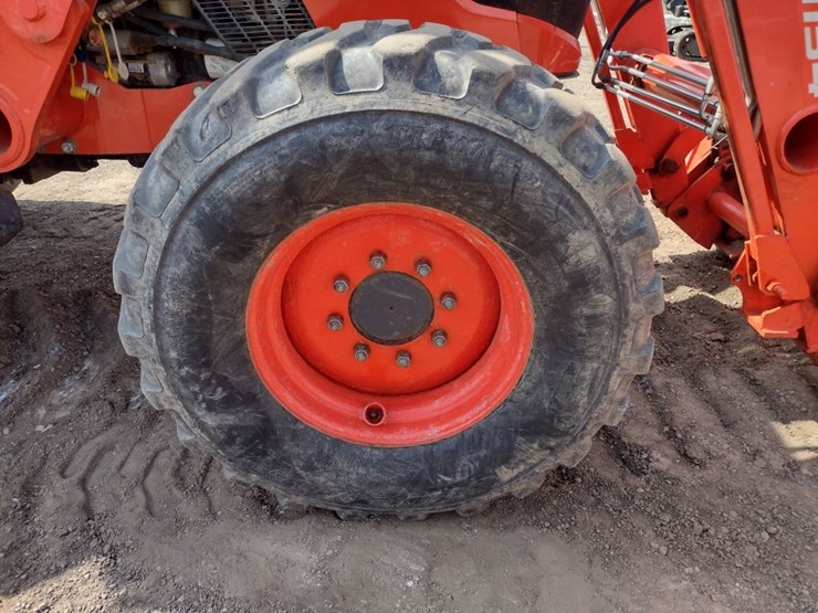 kubota-m7060d-image-26