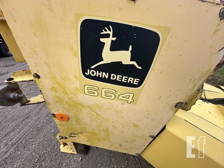 john-deere-664-image-19
