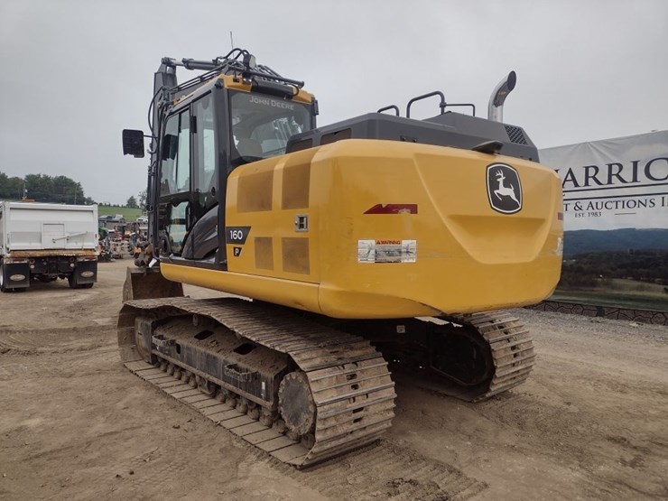 john-deere-24-image-43